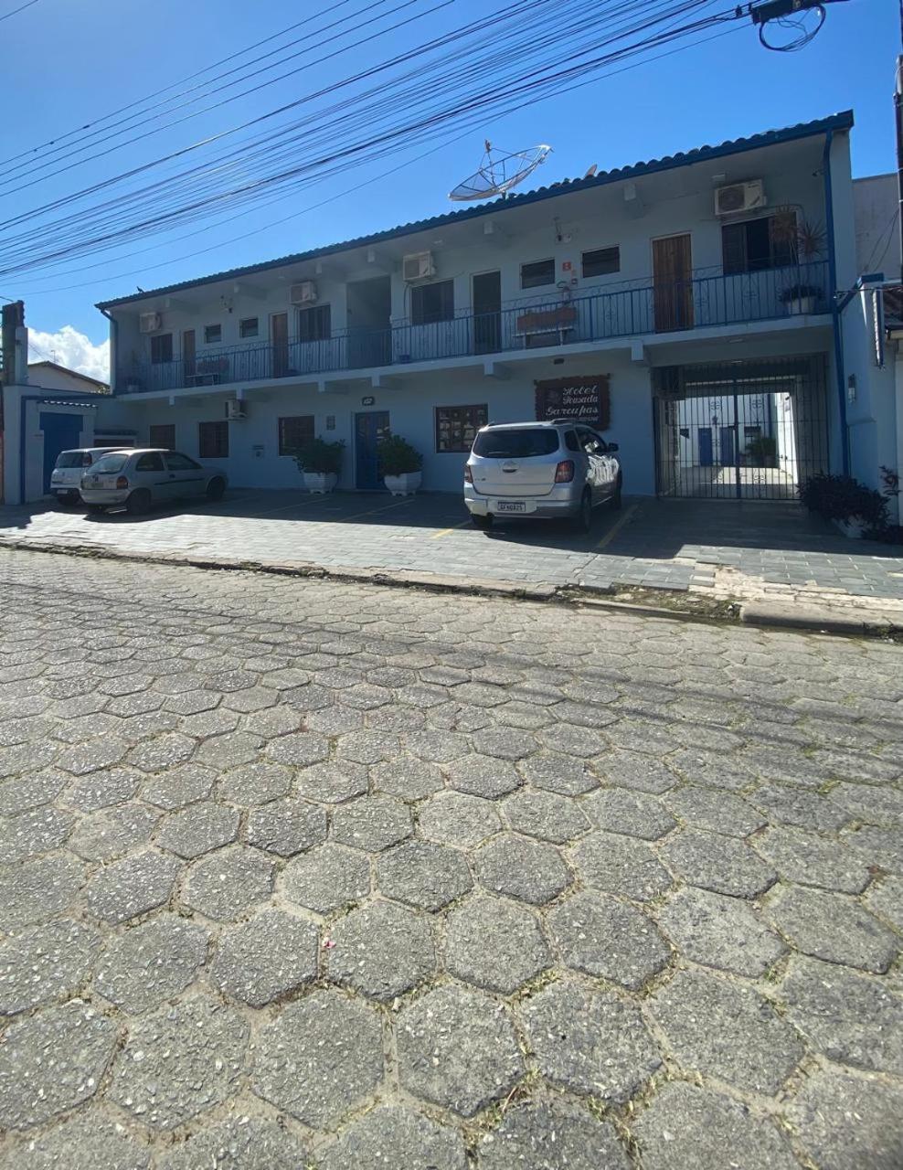 Hotel Pousada Garoupas เซา เซบัสเชียว ภายนอก รูปภาพ